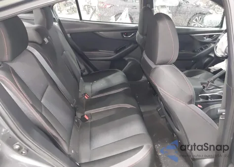 2018 Subaru Impreza 2.0I Sport z USA, uszkodzony, nr VIN 4S3GKAK69J3606042